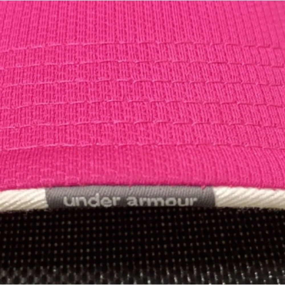 OS adjustable Women’s Under Armour hat - Picture 2 of 5